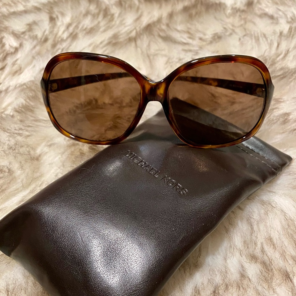 Michael Kors Sunglass